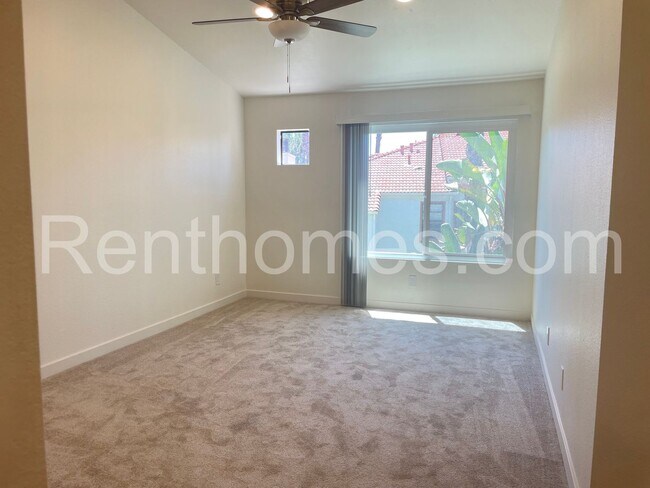 Building Photo - 9489 Fairgrove Ln