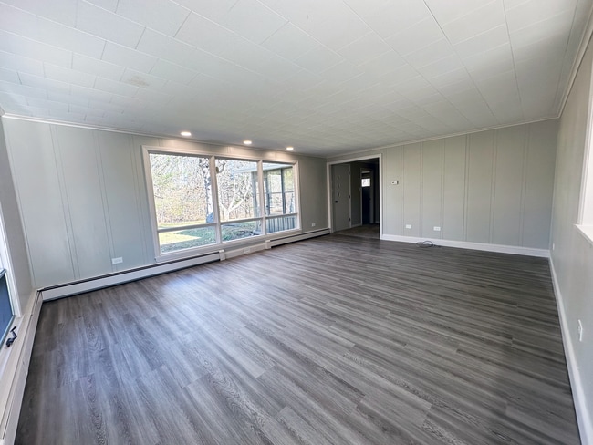Building Photo - 157 Hallowell Rd