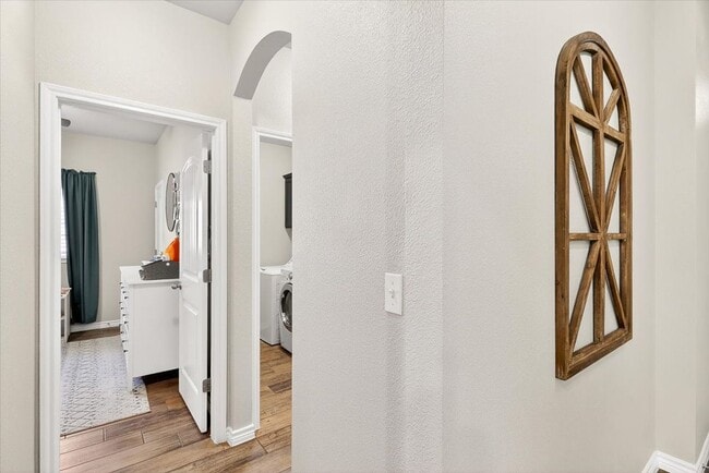 Building Photo - 7841 Fort Griffen Dr