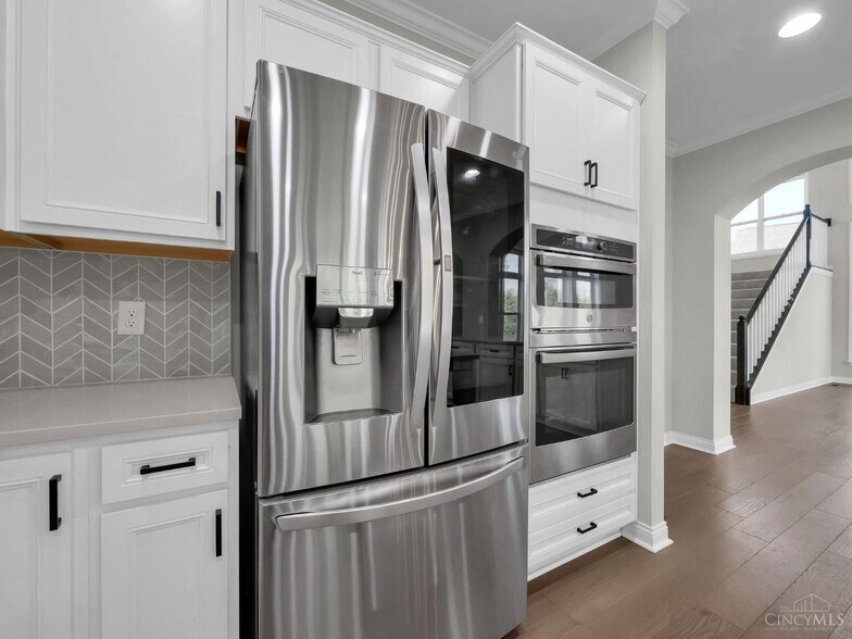 Building Photo - 5874 Spinney Ct