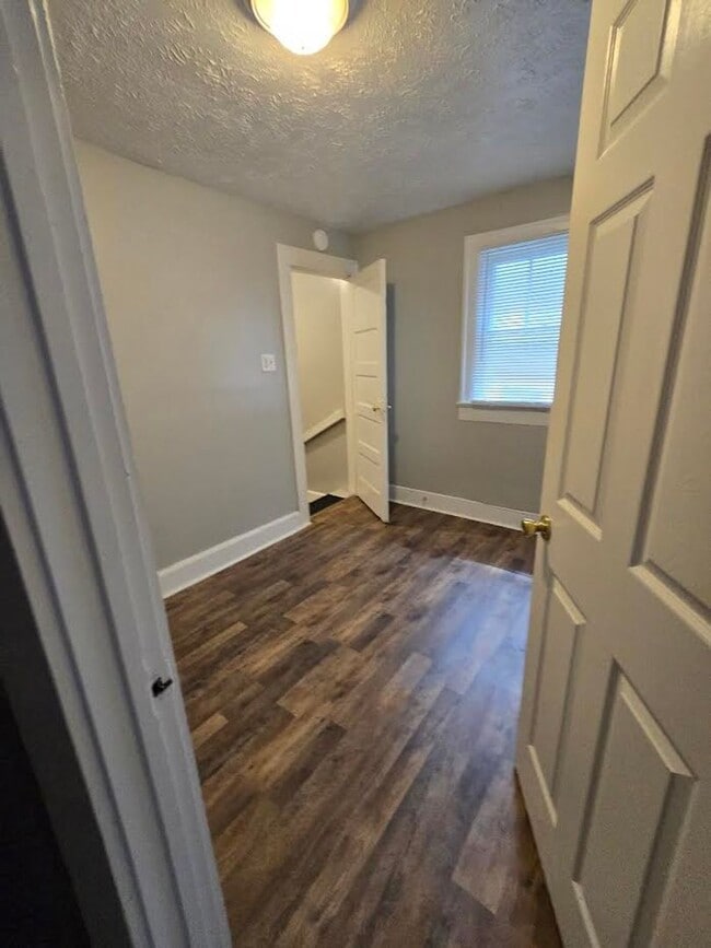 Building Photo - Spacious Two Bedroom Duplex Near New York ...