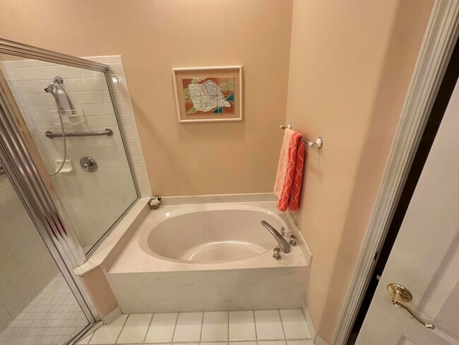 Building Photo - 77 Spyglass Way