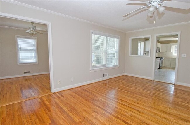 Building Photo - 1910 La Dawn Ln NW