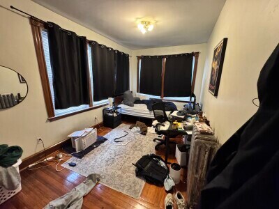 Building Photo - 20 Gibbs St