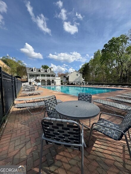 Building Photo - 1570 Twin Bridge Ln