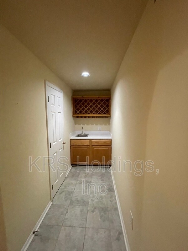 Building Photo - 3265 Bethel Church Dr