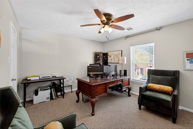 Building Photo - 19115 Keyturn Ln