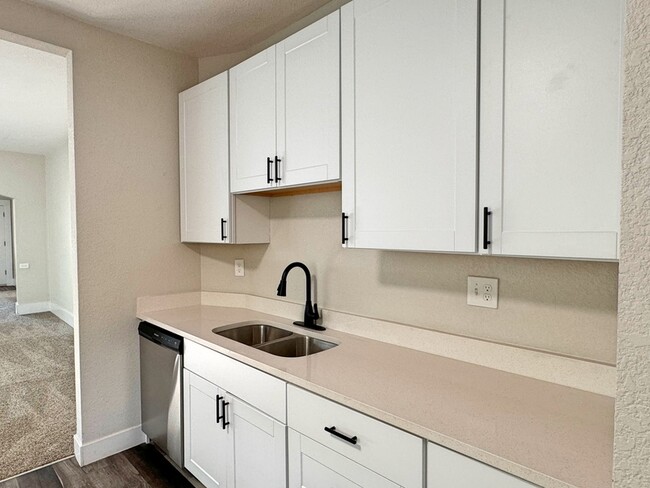 Building Photo - 3250 Meade St