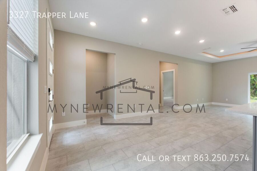 Building Photo - 3327 Trapper Ln