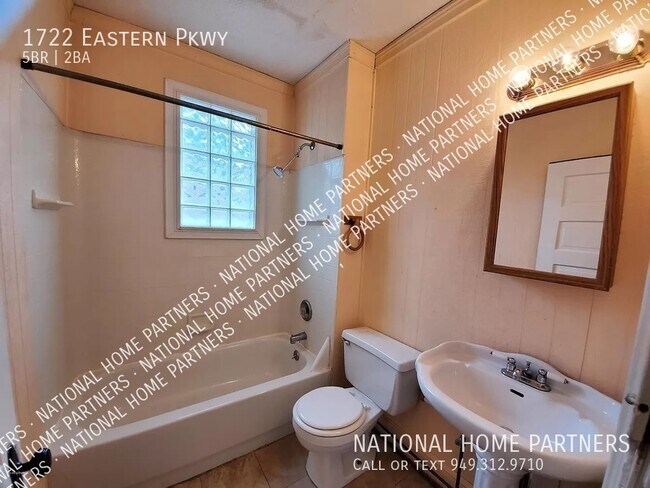 Building Photo - Rent to Own 5 bedroom with $15,000 Down - ...