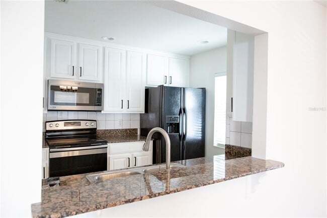 Building Photo - 9426 Charlesberg Dr