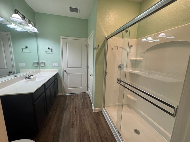 Building Photo - Spacious 4 Bedroom 3 Full Bath home in the Liberte Community!
