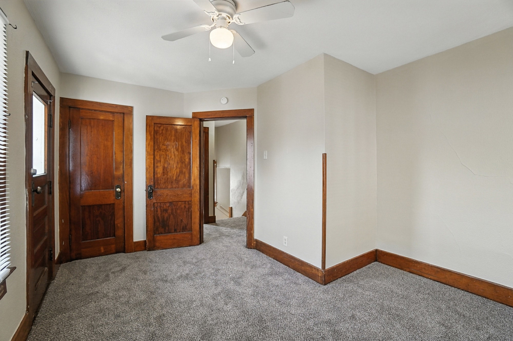 Building Photo - 2911 Broadway