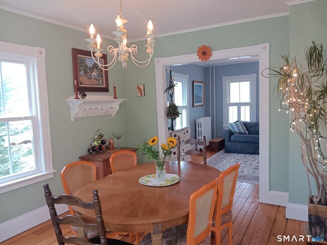 Building Photo - 5 Ashby St