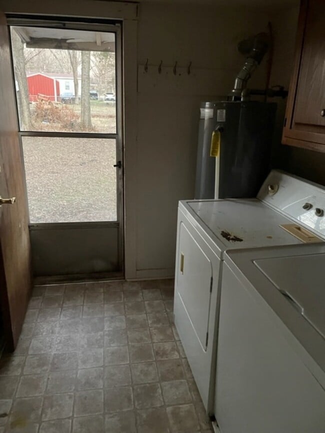 Building Photo - 109 Independence Ave