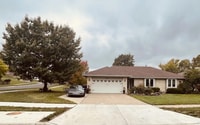 Building Photo - LOOK AT THIS GEM!  Schedule A Tour Today!!