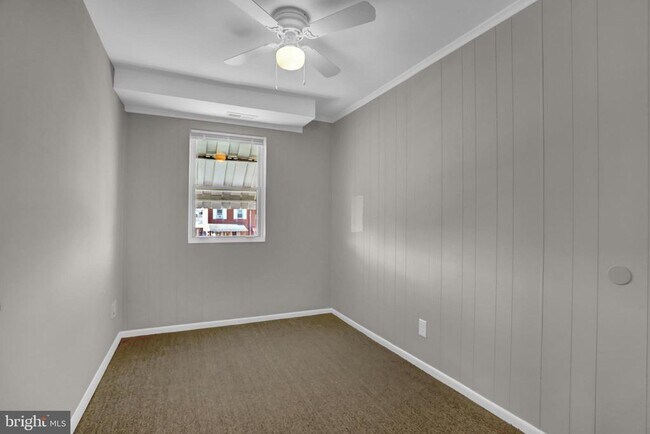 Building Photo - 2857 Plainfield Rd