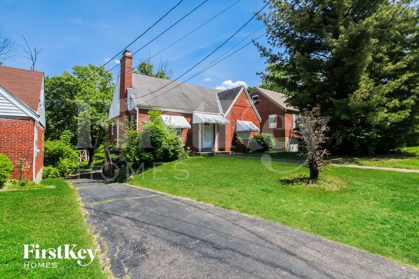 Building Photo - 5256 Ponce Ln