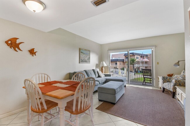Building Photo - 5930-5A1a A1A S