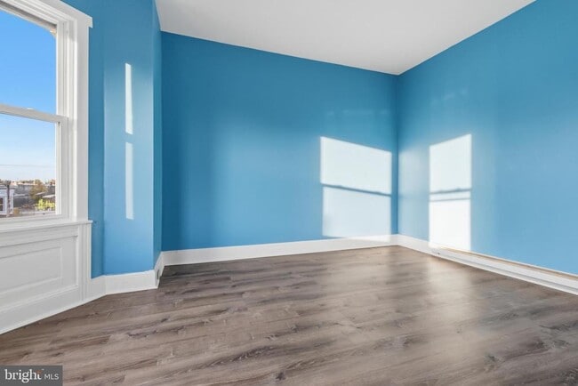 Building Photo - 3545 N 11th St