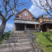 Building Photo - 420 E Jefferson St