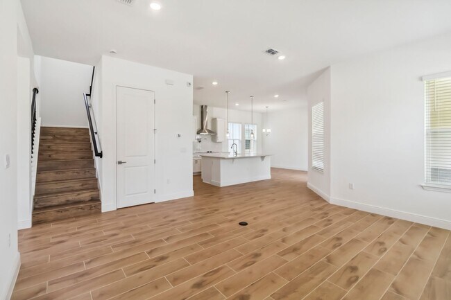 Building Photo - Beautiful Brand New 3/2.5 Home for Rent wi...