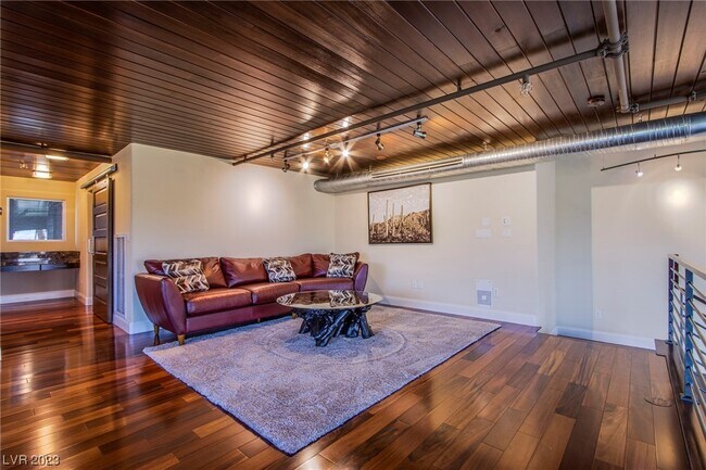 Building Photo - 11441 Allerton Park Dr