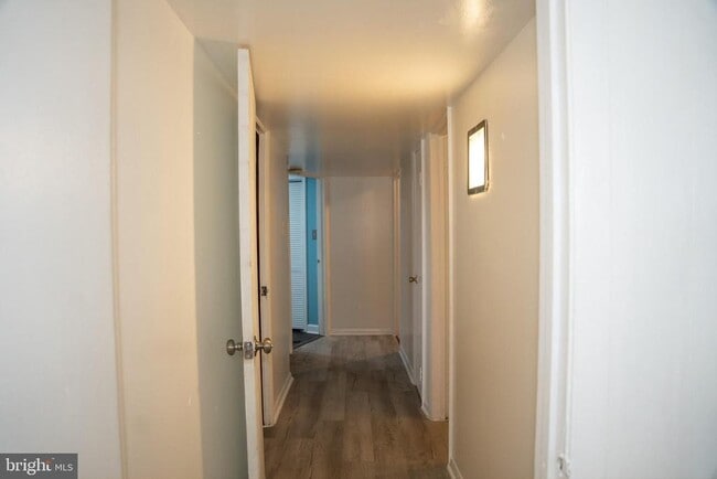 Building Photo - 6304 Somerset Rd