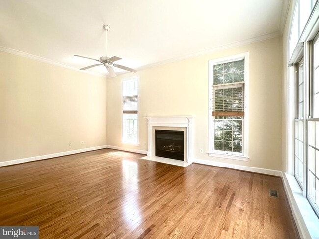 Building Photo - 1460 Carrington Ridge Ln