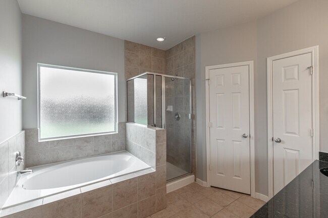 Building Photo - 14319 Heath Falls Ln