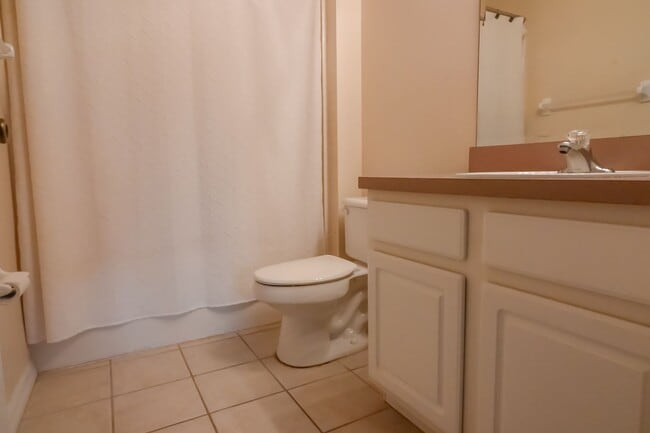 Building Photo - ~4/3~Monroe Circle~Woodwind Bay~Beautiful Town Home!