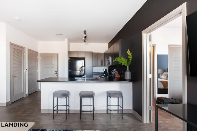 Building Photo - 2621 S Jefferson Ave