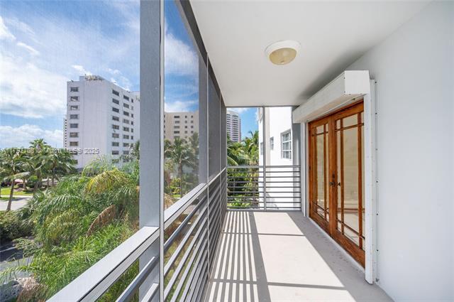 Building Photo - 301 Sunrise Dr