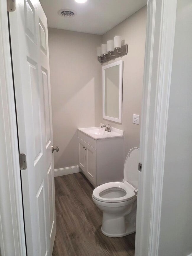 Building Photo - 101 N Locust St