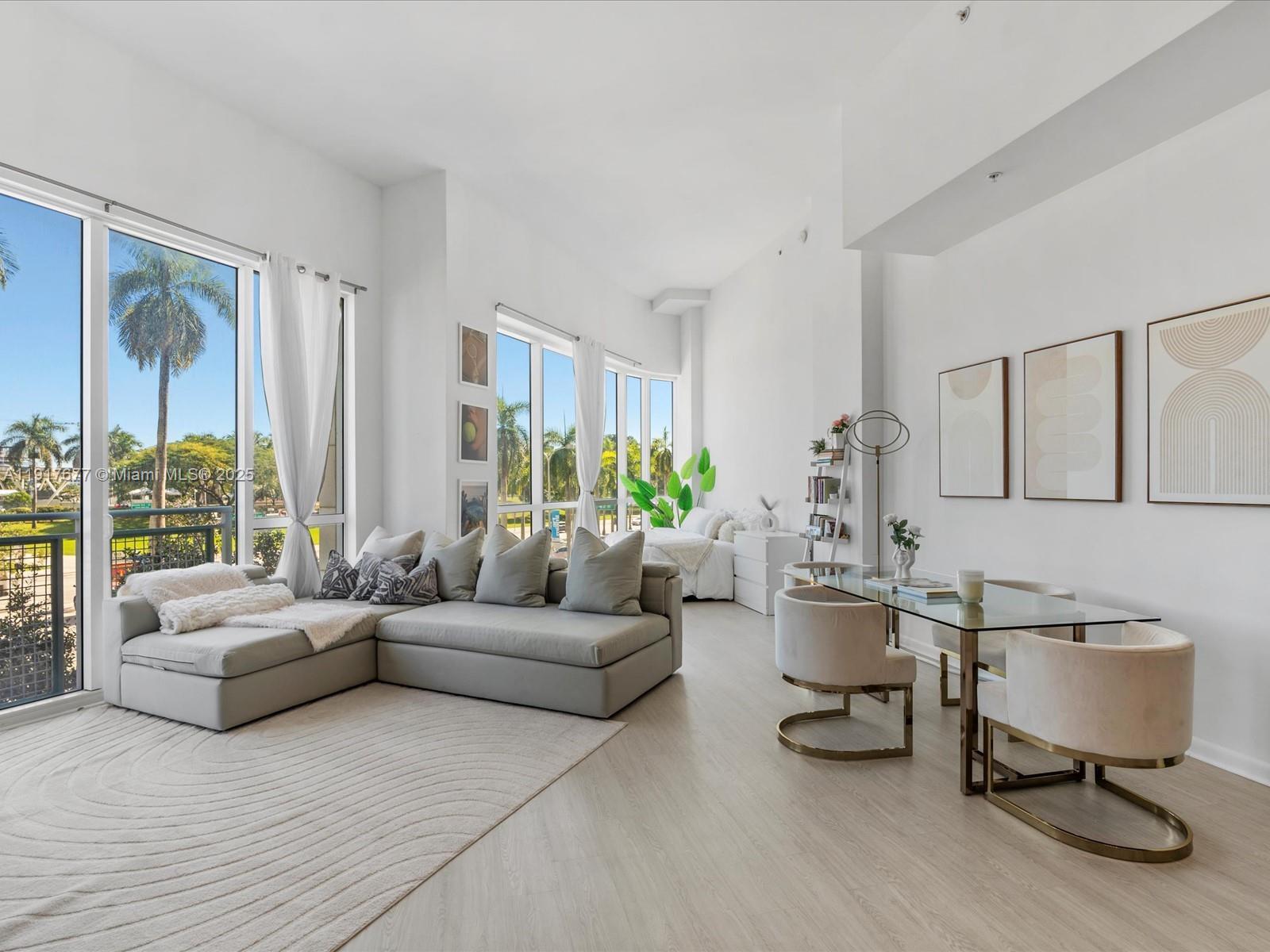 Building Photo - 253 NE 2nd St