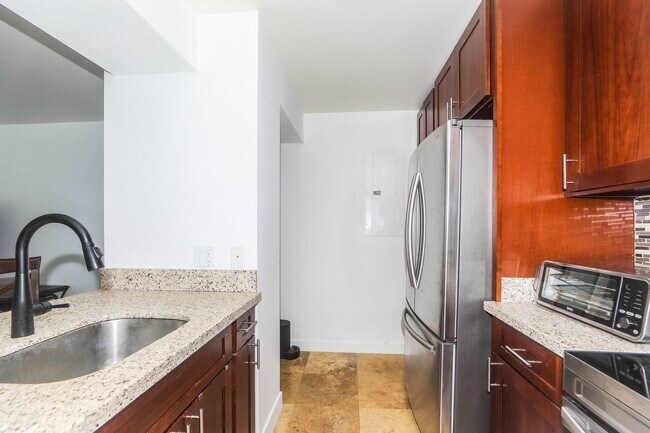 Building Photo - 95-1189 Makaikai St. #41