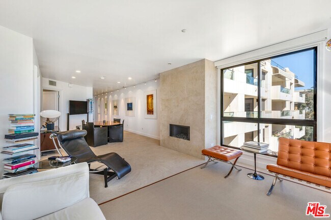 Building Photo - 701 Ocean Ave