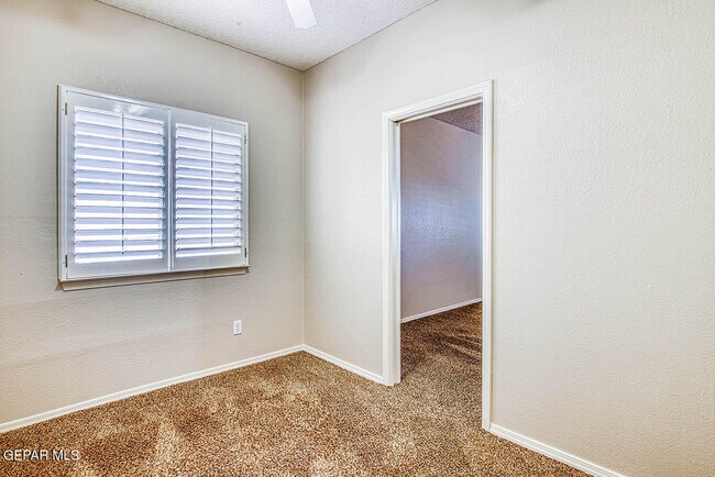 Building Photo - 6076 Los Siglos Dr