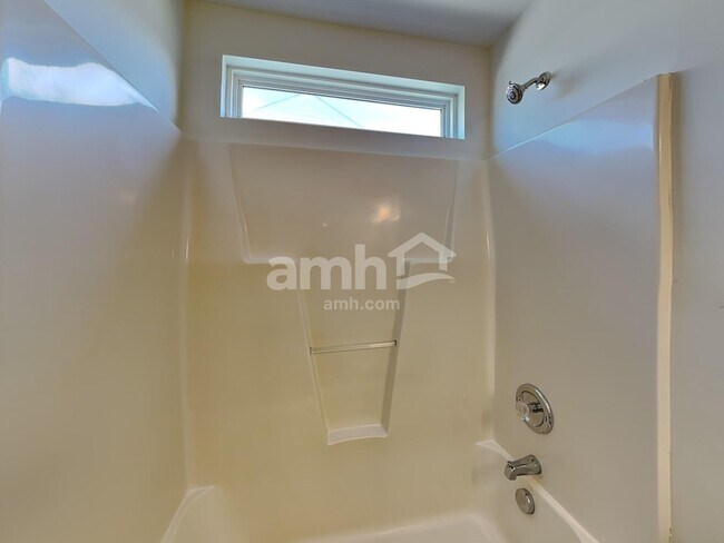 Building Photo - 4732 Sunburst Ln