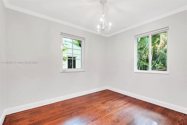 Building Photo - 2180 SW 24th St