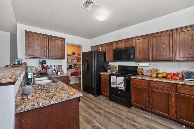 Building Photo - 4330 S Desert Willow Wy