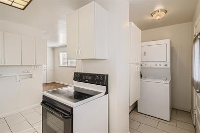 Building Photo - Historic charmer with mature trees and fenced yard