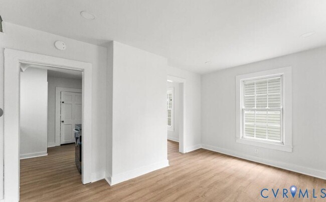 Building Photo - 59 Hobson St