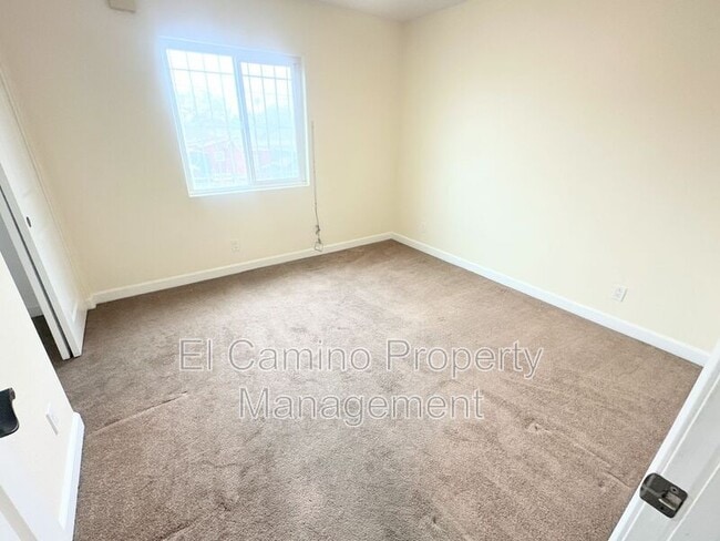 Building Photo - 338 83rd St