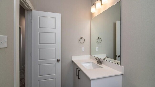 Building Photo - 641 Fallow Dr