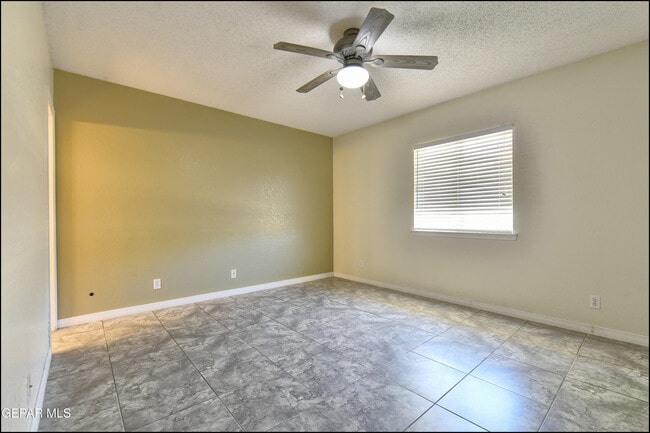 Building Photo - 7317 Desierto Rico Ave