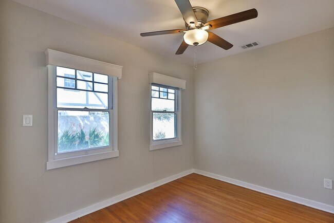 Building Photo - 1020 Madison Ave