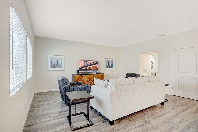 Building Photo - 4 YEARS NEW, FULLY FURNISHED 4 BEDROOM, 2....