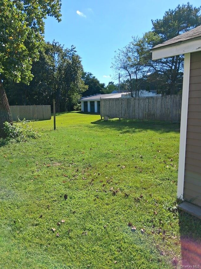 Building Photo - 12 Tobacco Ln
