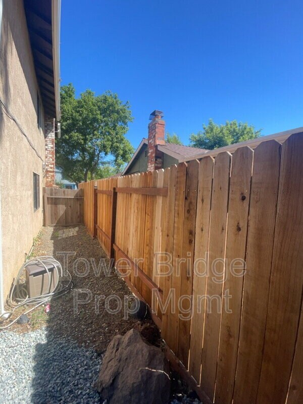 Building Photo - 2247 Atrisco Cir